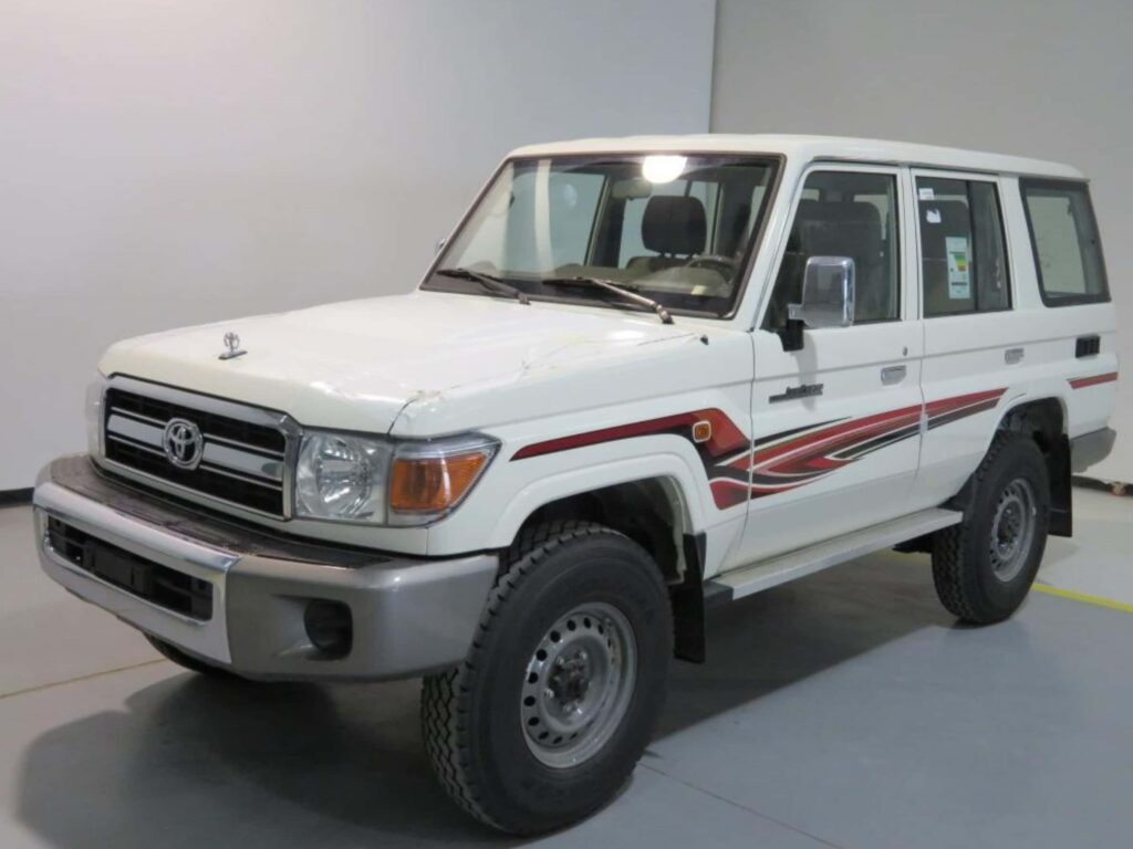 2020 Toyota Landcruiser 76 4.0l Petrol 4x4 M T - Cedars Motors