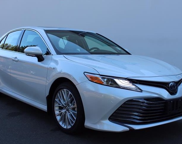 2019 TOYOTA CAMRY 2.5L 4 CYL XLE NAVIGATION - Cedars Motors