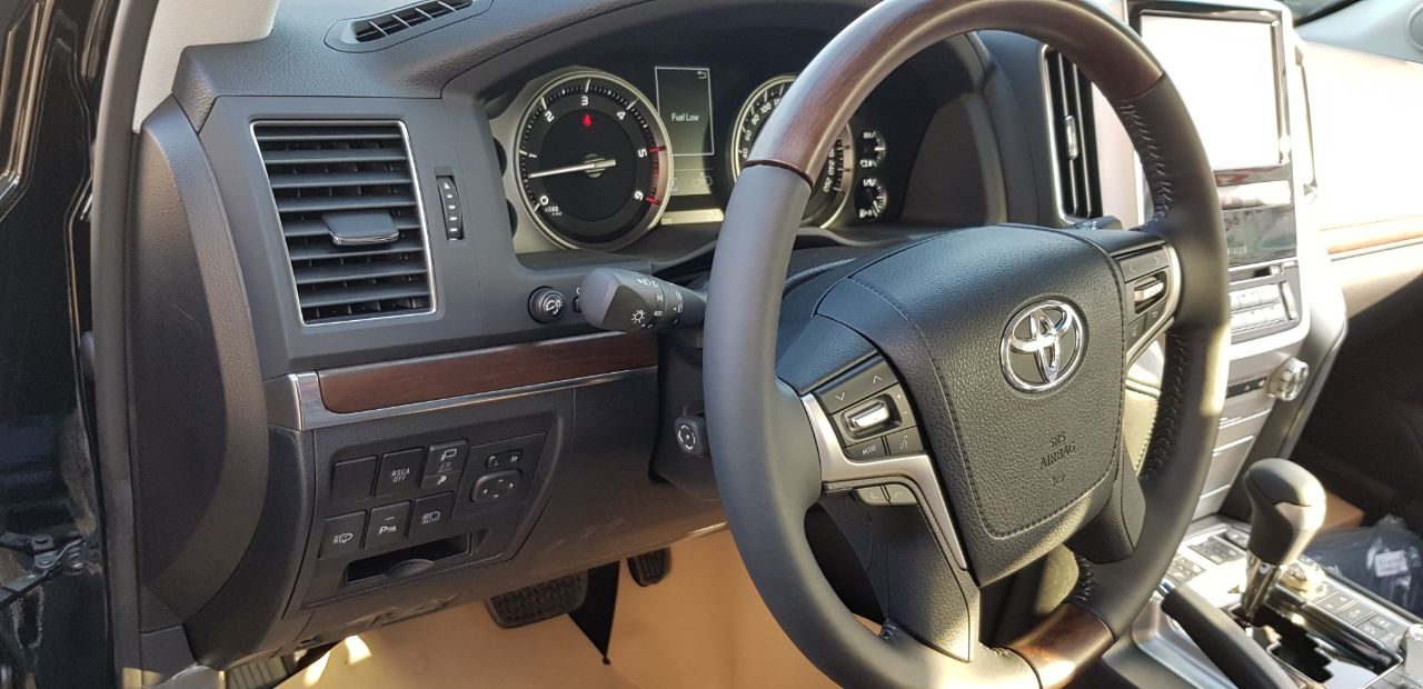 Toyota Landcruiser 0 4 5l Tdi Vx R Executive Lounge W Ahc Tss Cedars Motors