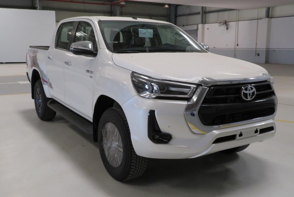 2021 TOYOTA HILUX DOUBLE CAB 4WD 4.0L VX AT