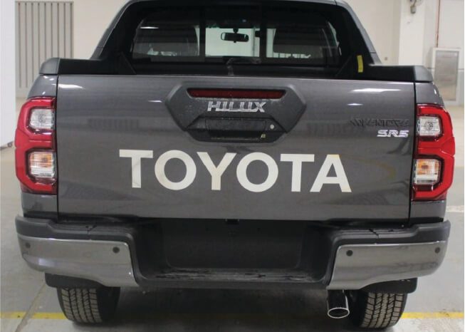 2021 TOYOTA HILUX DOUBLE CAB 4WD 2.8L DIESEL ADVENTURE-Z MT full